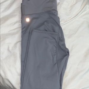 Fabletics Pants - Fabletics crop leggings Fabletics Pants - Fabletics crop leggings